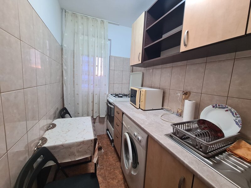 Pallady, garsoniera decomandata 4 min M 1 Decembrie DB1328