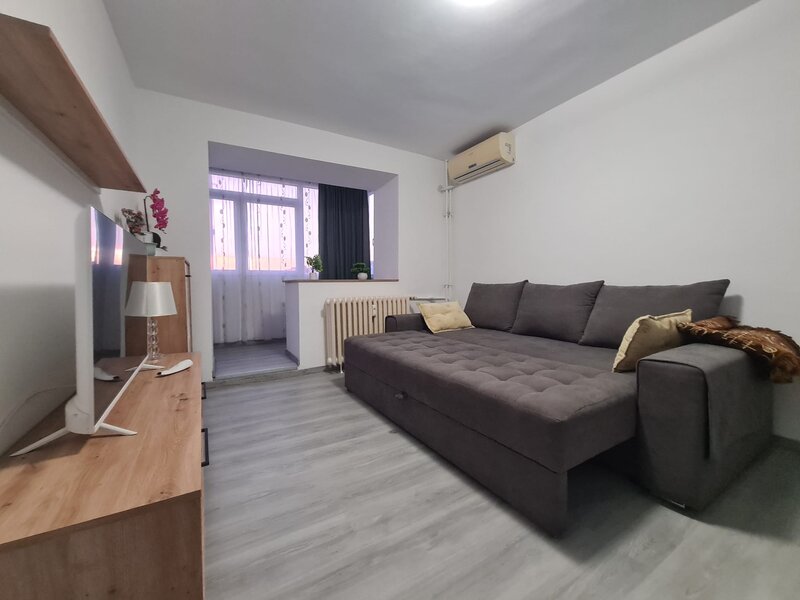 Pallady, garsoniera decomandata 4 min M 1 Decembrie DB1328