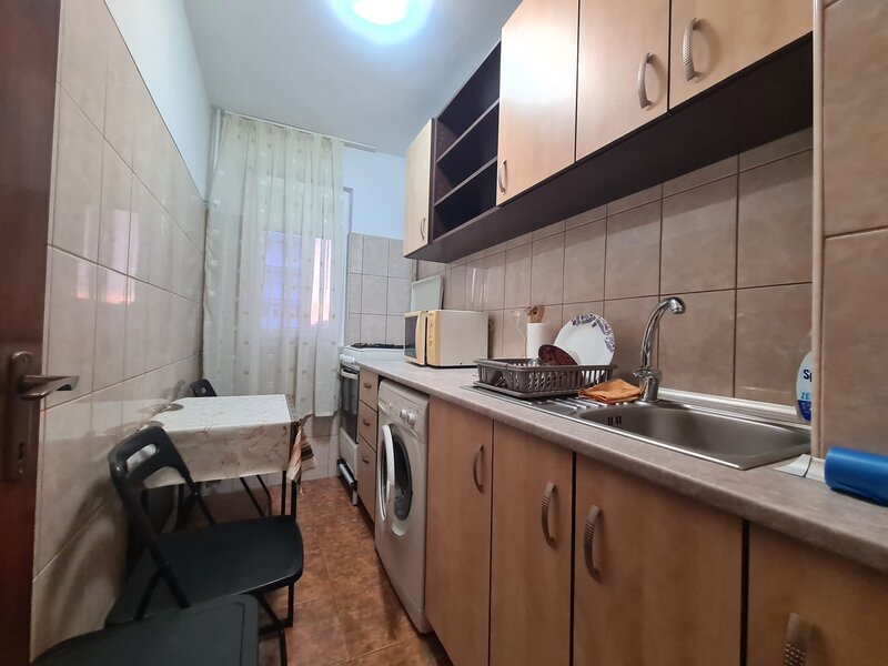 Pallady, garsoniera decomandata 4 min M 1 Decembrie DB1328