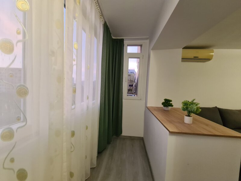 Pallady, garsoniera decomandata 4 min M 1 Decembrie DB1328